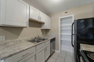 Newport-in-Dallas 22